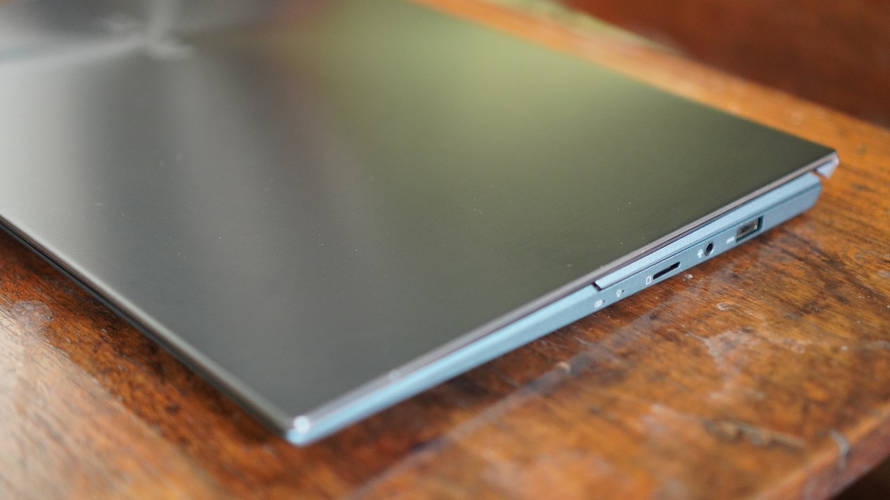 ZenBook Duo 14 UX482E quick review 3
