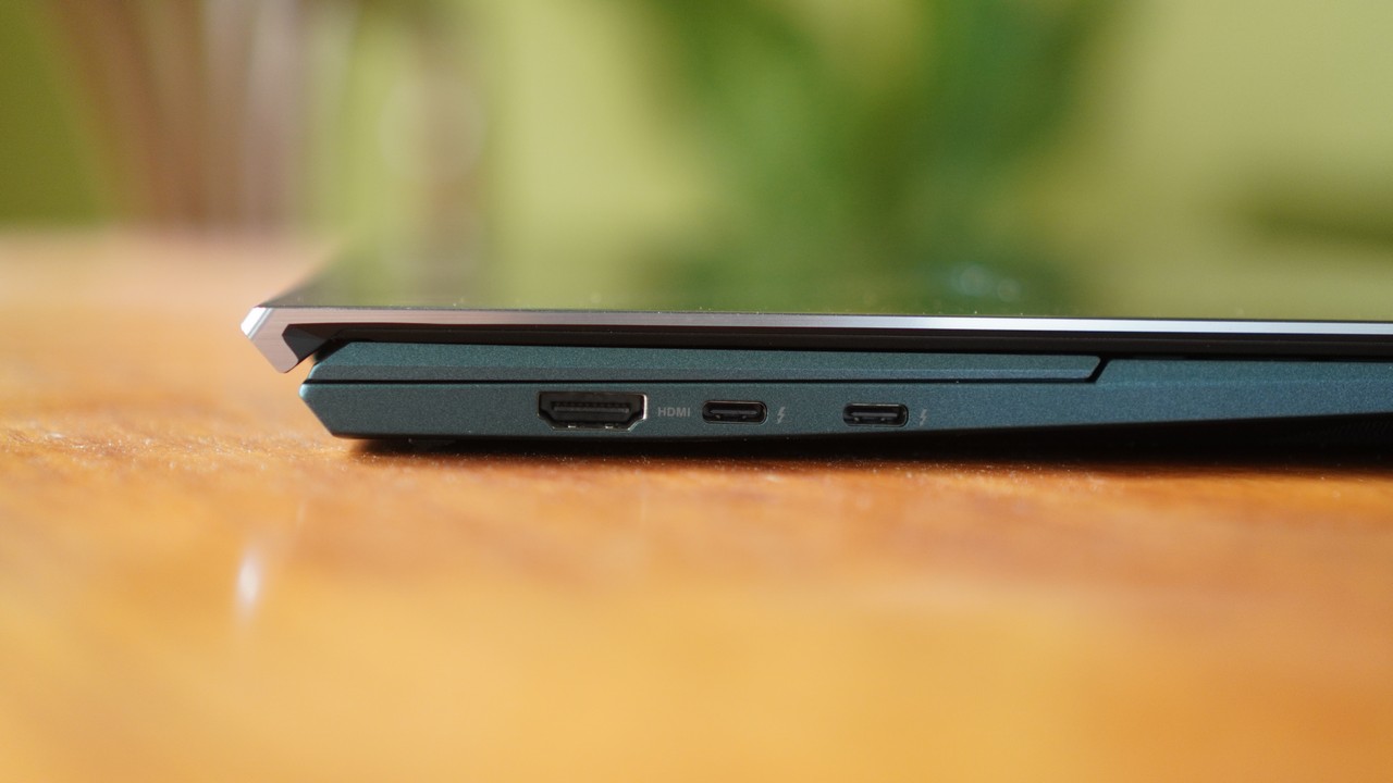 ZenBook Duo 14 UX482E quick review 5