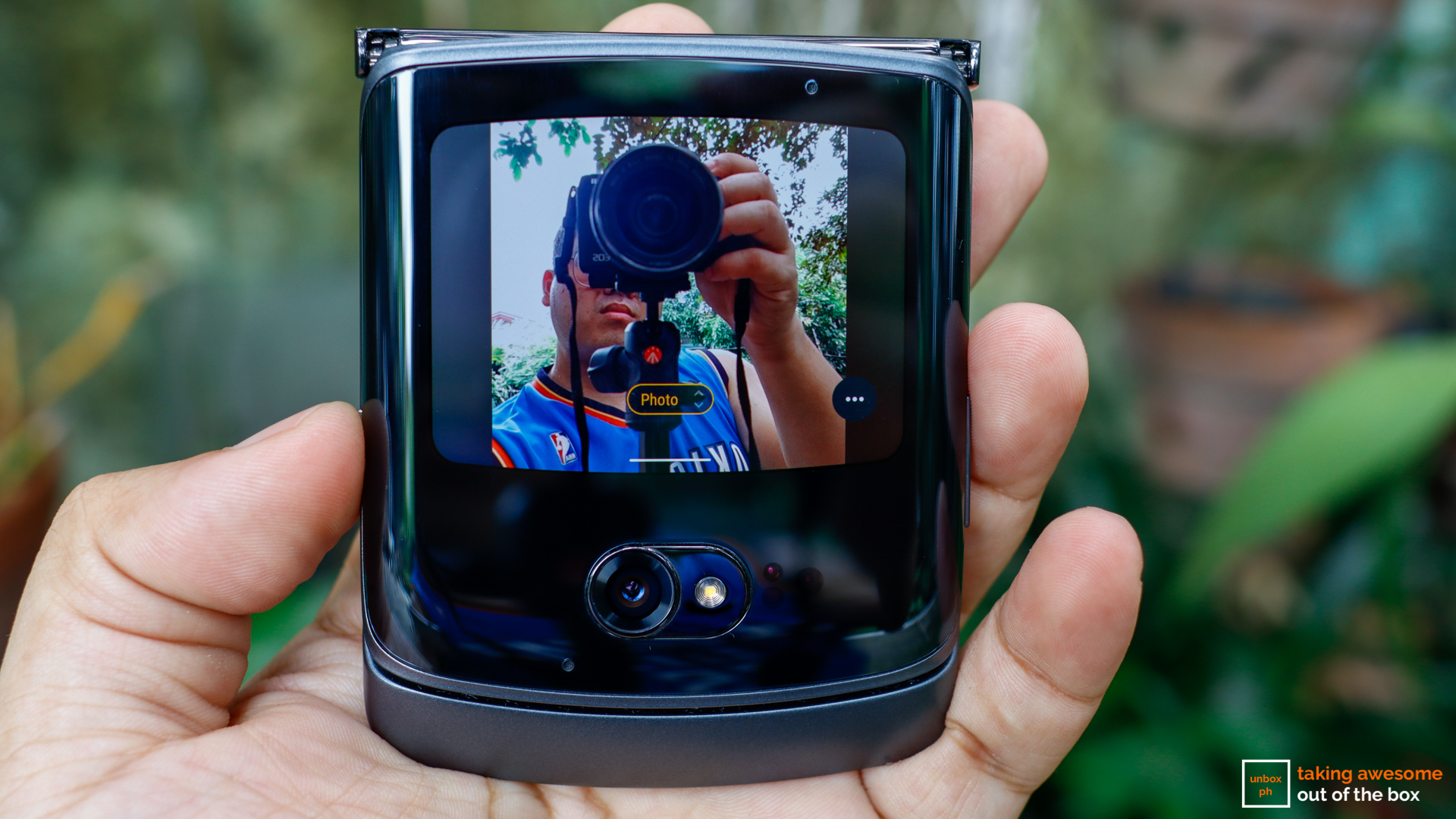 Motorola Razr 5G Selfie Camera