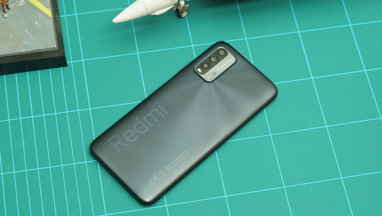 Xiaomi Redmi 9T Review: The Budget Benchmark