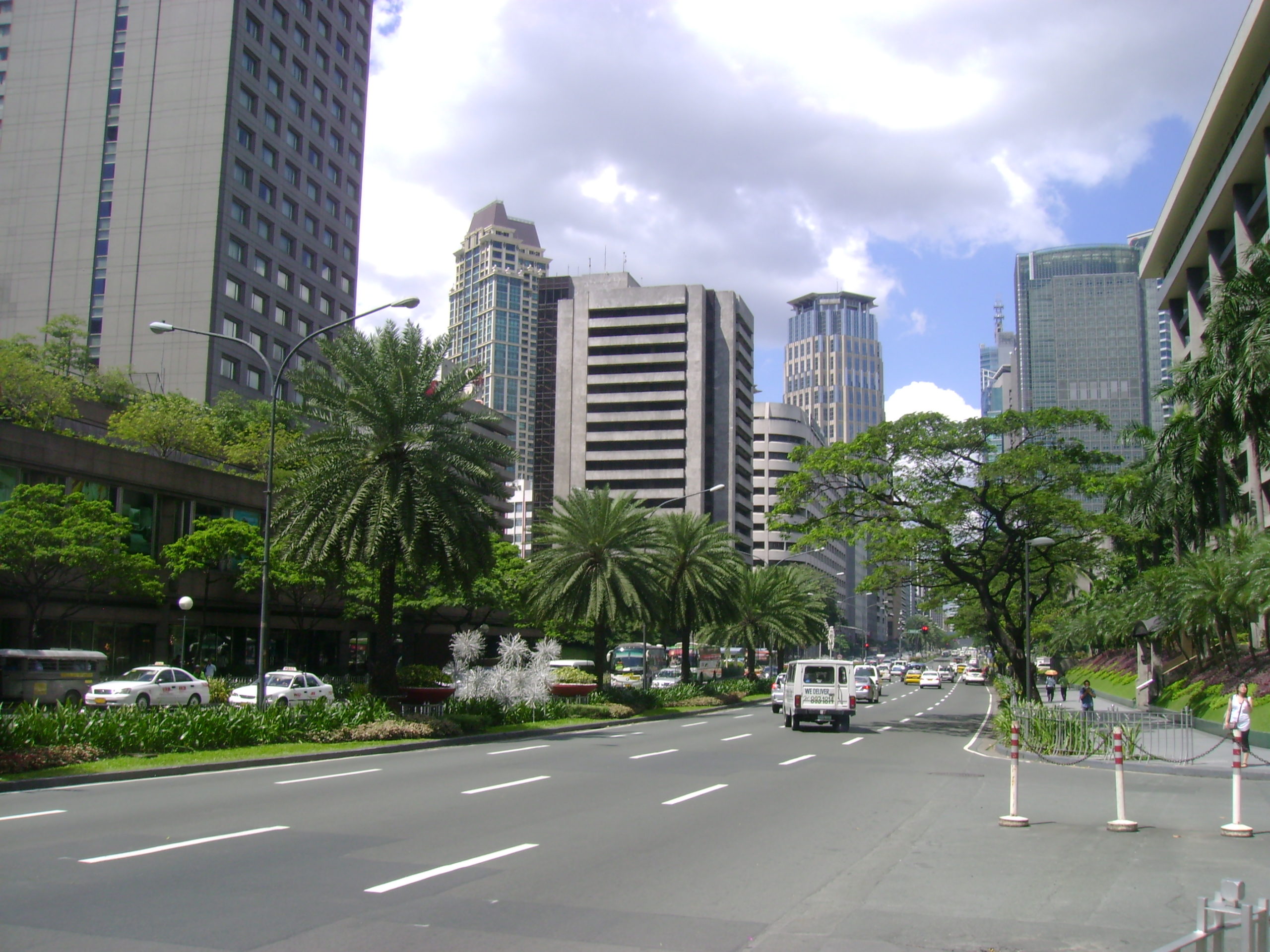 Makati Suspends Number Coding During MECQ
