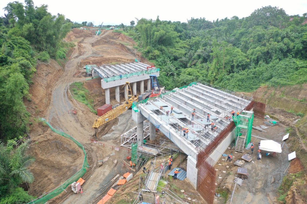 New CALAX Interchange To Lessen Travel Time to Tagaytay