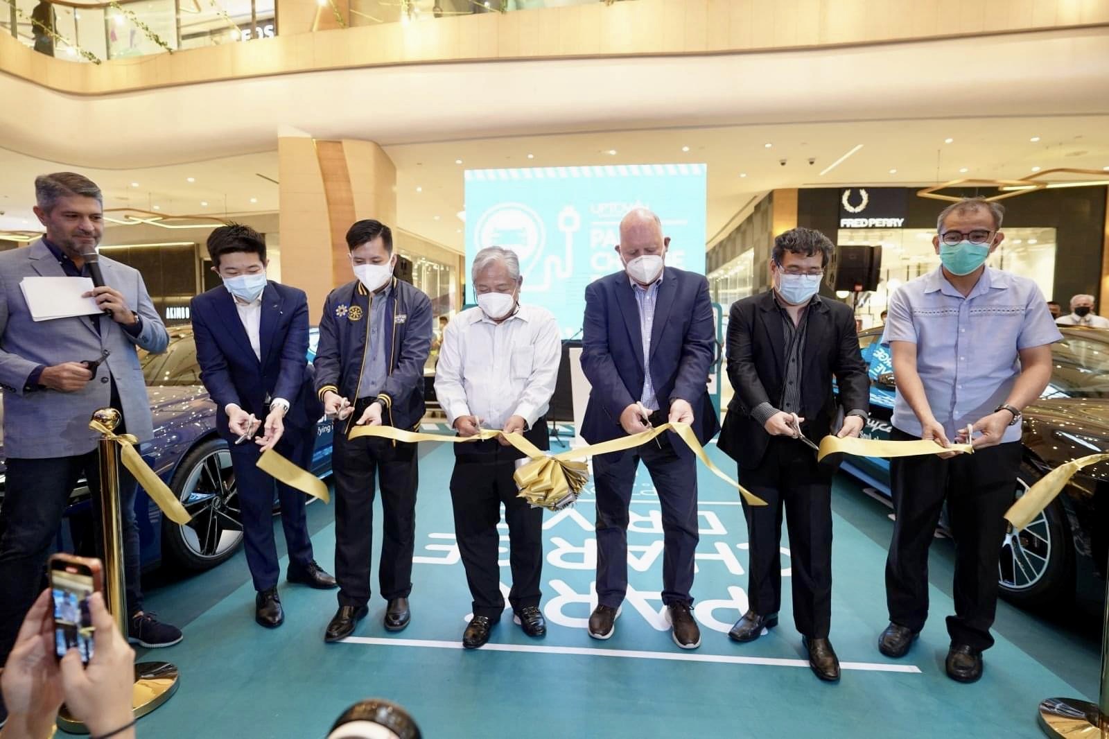 Megaworld Launches Free EV Charging Station