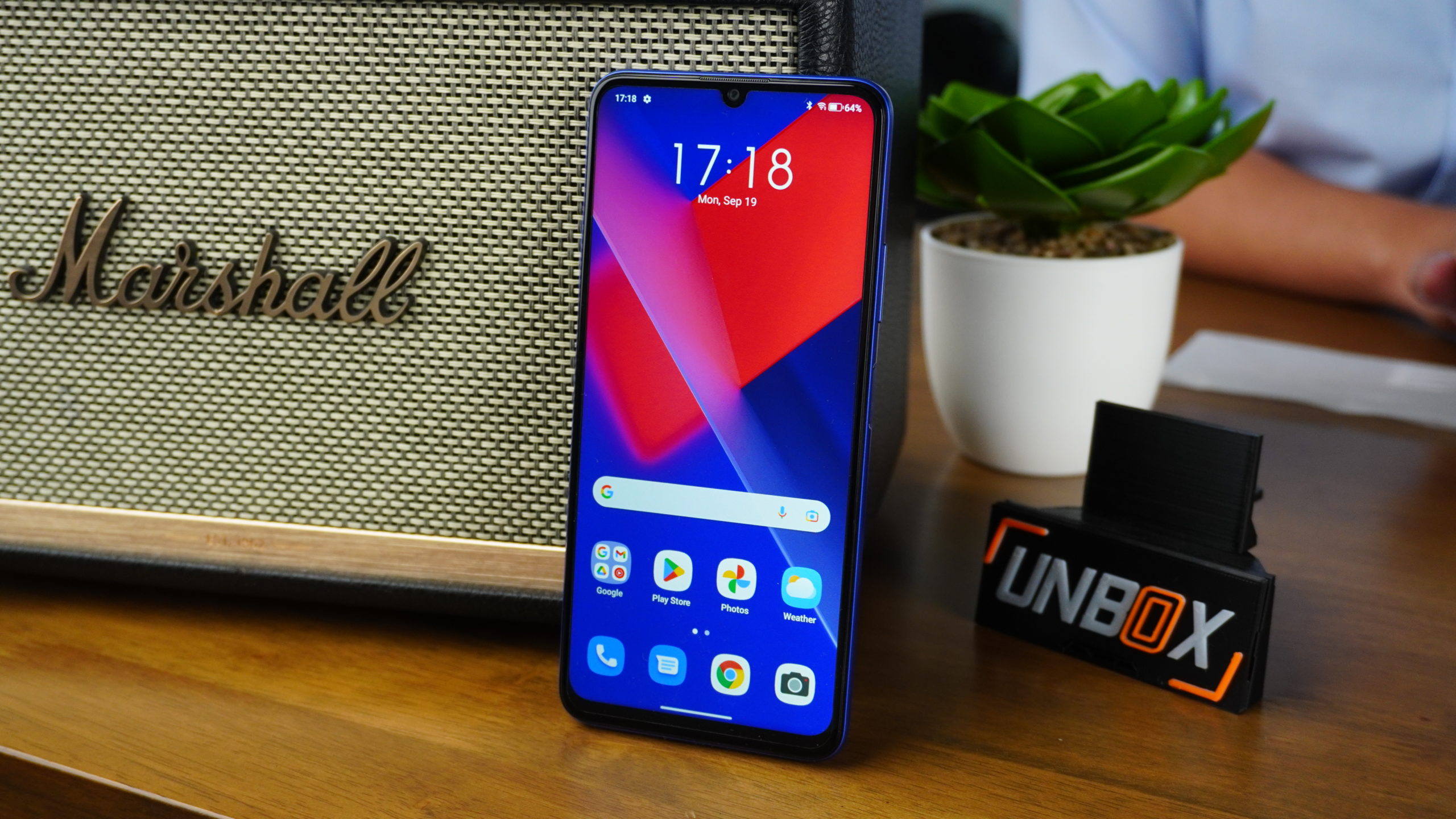 WIKO 10 Review Philippines: Form Over Function